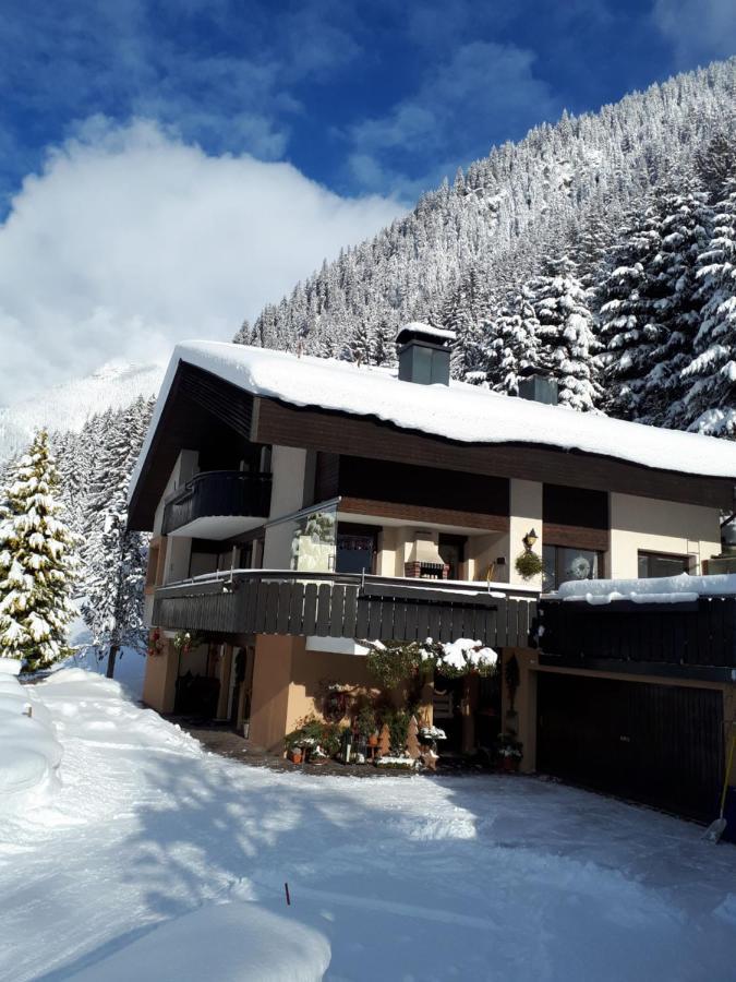 Haus Gueatli Lägenhet Gaschurn Exteriör bild